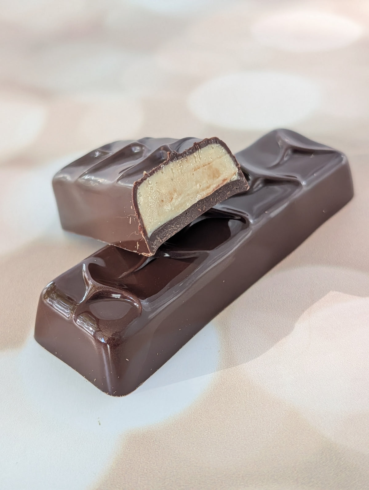 LIMITED PINEAPPLE CAKE FILLED BAR